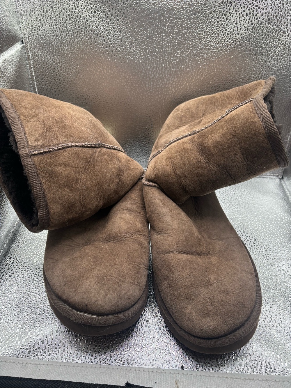 Ugg Austrailia Classic Short 5826 Boots Womens 10 Leather Upper Sheep Skin Inner